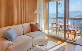 Premium Ocean View In Haehundae Bona Travel Apartment Busan Exterior photo