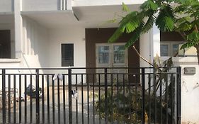 Your Living & Working Sanctuary Near Phnom Penh Villa Exterior photo