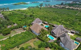 Nyumba Ya Afrika Bed & Breakfast Watamu Exterior photo