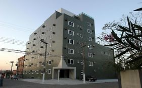 Hotel Du Lac Macae Exterior photo