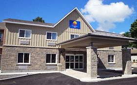 Clarion Inn & Conference Centre Gananoque 1000 Islands Exterior photo