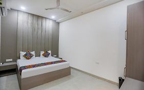 Fabhotel The Grand Suites Kanpur Exterior photo