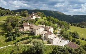 Borgo Di Gallano Guest House Valtopina Exterior photo