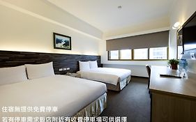 Ful Won Hotel Taichung Exterior photo