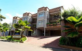 Room In Apartment Kigali Exterior photo