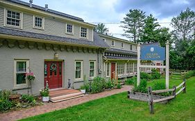 Brass Lantern Inn Stowe Exterior photo