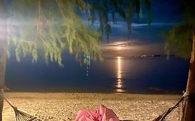 Marjoly Beach Resort Teluk Bakau Exterior photo