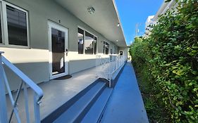 The West Gem Apartment Miami Beach Exterior photo