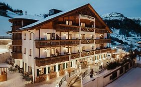 Hotel Alpenrose Arabba Exterior photo