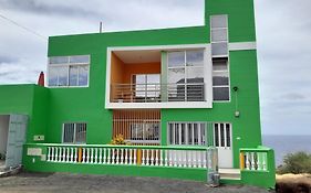 Chez Albino Guest House Sao Filipe Exterior photo