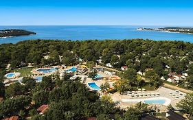 Camping Lanterna Premium Resort - Vacansoleil Maeva Porec Exterior photo