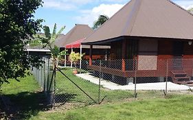 Raiatea Airport Bungalow Uturoa Exterior photo