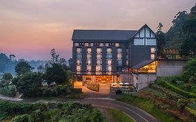 The Golden Ridge Hotel Nuwara Eliya Exterior photo