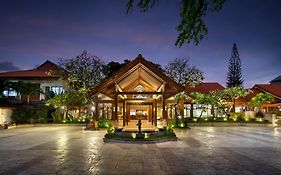 Grand Istana Rama Hotel Kuta  Exterior photo