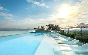 Hilton Garden Inn Phuket Bang Tao Exterior photo