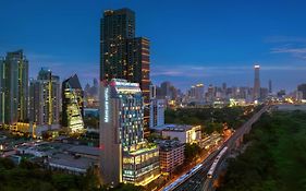 Mercure Bangkok Makkasan Hotel Exterior photo