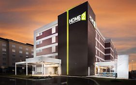 Home2 Suites By Hilton Newark Airport Exterior photo