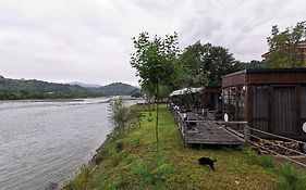 Danzi Camping Tiny House Hotel Rize Exterior photo