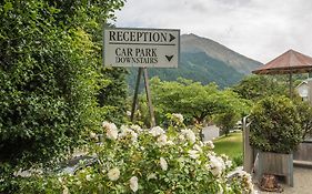 Coronation Lodge Queenstown Exterior photo