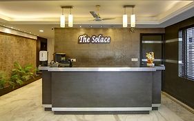 The Solace Hotel New Delhi Exterior photo