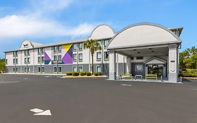 Spark By Hilton Tifton Hotel Exterior photo