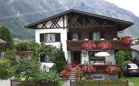 Ferienwohnung Familie Hoefler Langenfeld Exterior photo