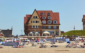 Beach Hotel De Haan Exterior photo