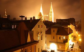 Dom Hotel Szeged Exterior photo