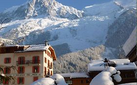 Aiguille Du Midi - Hotel & Restaurant Chamonix Exterior photo