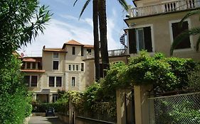 Albergo Fiorenza & Banksia Meuble Alassio Exterior photo