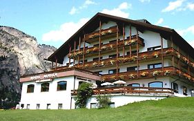 Hotel Alaska Selva di Val Gardena Exterior photo