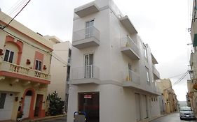 Shamrock Flats Apartment Mellieha Exterior photo