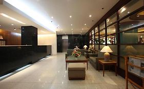 Sunny Bay Suites Manila Exterior photo