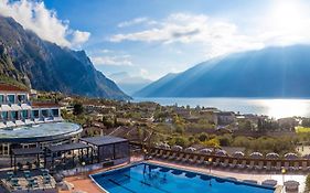 Aria Life Hotel Limone sul Garda Exterior photo