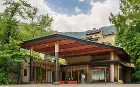 Shosenkaku Kagetsu Hotel Yuzawa  Exterior photo