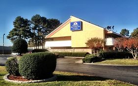 Americas Best Value Inn And Suites Little Rock Exterior photo