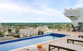 Roami At Duncan Plaza Apartment New Orleans Exterior photo