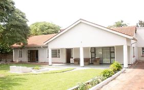 Amazing Guest House Harare Exterior photo