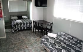 Bushchooks Travellers Village Bororen Room photo