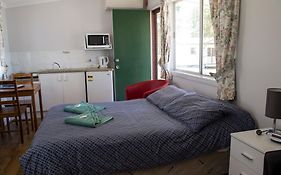 Big4 Warwick Holiday Park Room photo