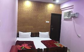 Goroomgo Atithi Galaxy Kanpur Near Railway Station - Hotel-At-Prime-Location Spacious-Room With-Wi-Fi & Parking Availability, Exterior photo