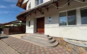 Vila Daddy Hotel Deva Exterior photo