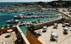 Palazzo De Mori Bed & Breakfast Otranto Exterior photo