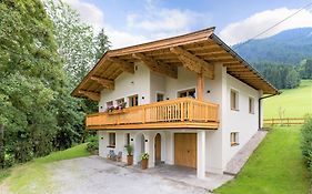 Chalet Achenberg Villa Brixen im Thale Exterior photo