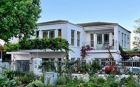 Penelope'S Stellenbosch Bed & Breakfast Exterior photo