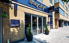 Staycity Aparthotels London Greenwich High Road Exterior photo