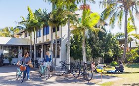 Yha Coolangatta Gold Coast Hostel Exterior photo