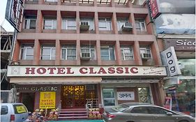 Hotel Classic New Delhi Exterior photo