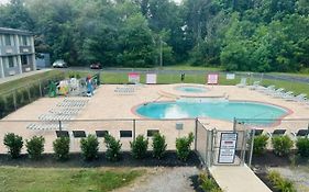 Town Inn Bordentown Exterior photo