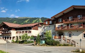 Sun Peaks Lodge Exterior photo